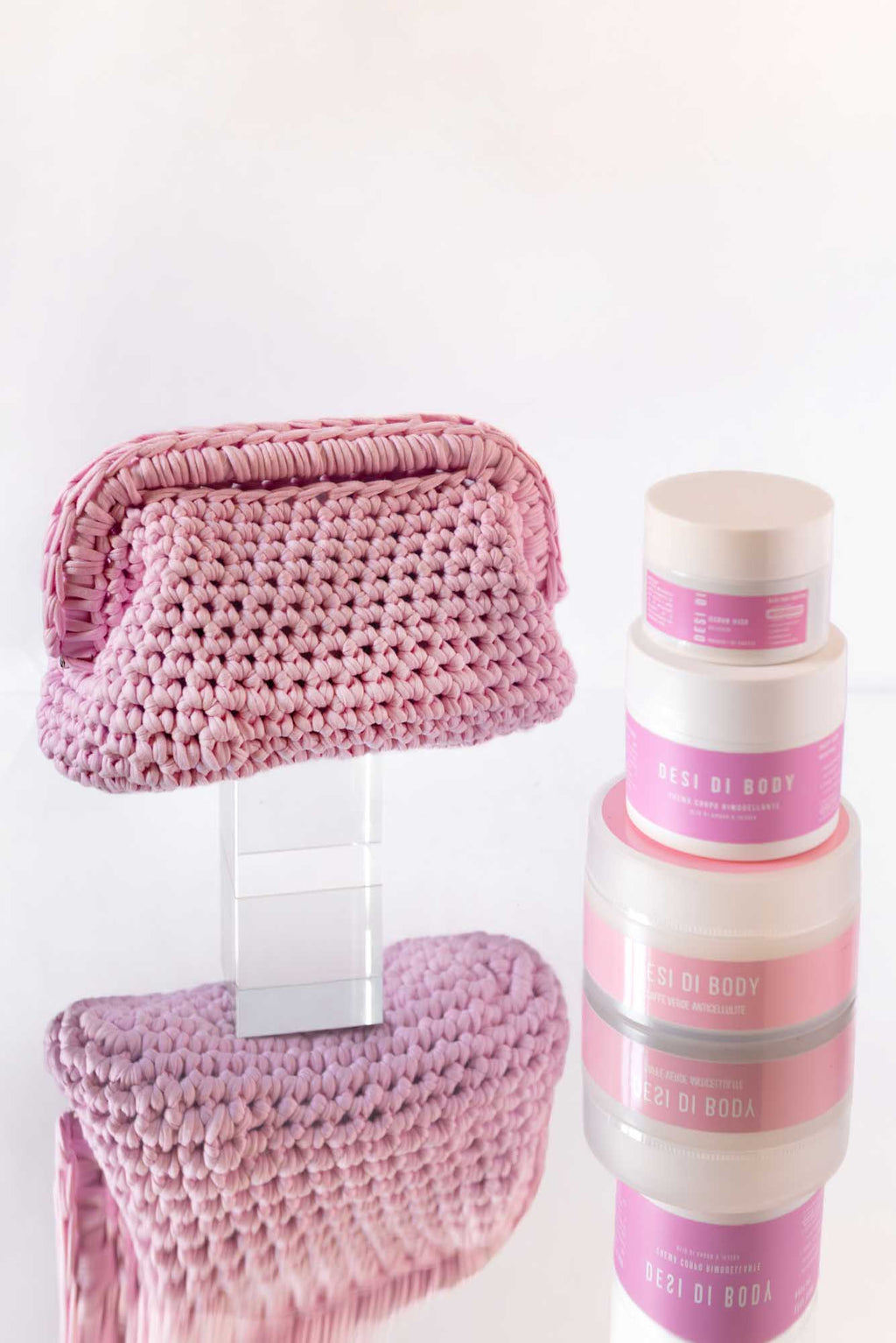 Borsetta in crochet rosa