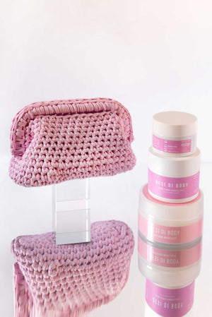Borsetta in crochet rosa