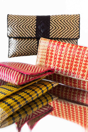 Pochette in rafia